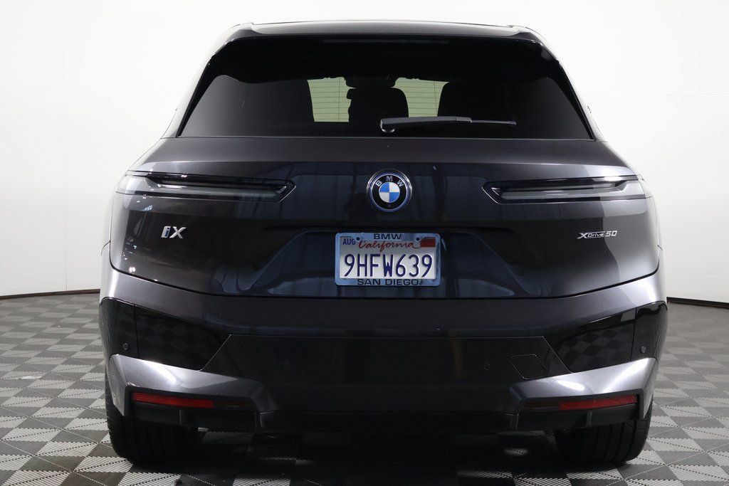 Certified 2024 BMW iX xDrive50 w/ Sport Package AWD/4WD image 5