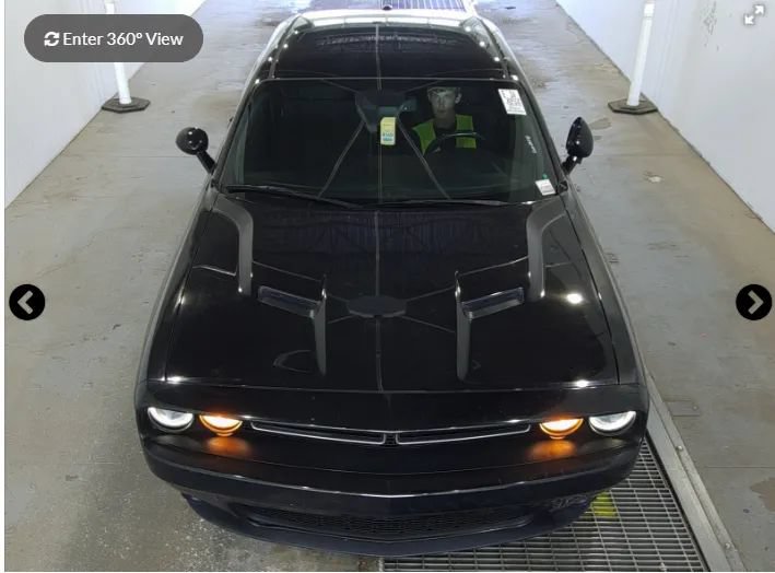 Used 2017 Dodge Challenger SXT RWD image 4