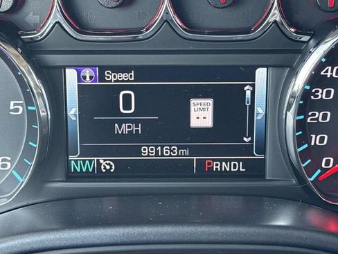 Used 2018 Chevrolet Silverado 1500 LT w/ Texas Edition image 20