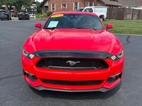 Used 2015 Ford Mustang GT RWD image 2