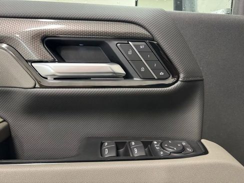 New 2026 Chevrolet Silverado 2500 ZR2 w/ LPO, Dark Essentials Package image 16