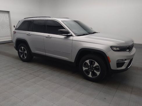 Used 2024 Jeep Grand Cherokee Limited 4xe AWD/4WD image 11