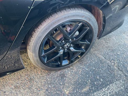 Used 2025 Honda Civic Sport image 28