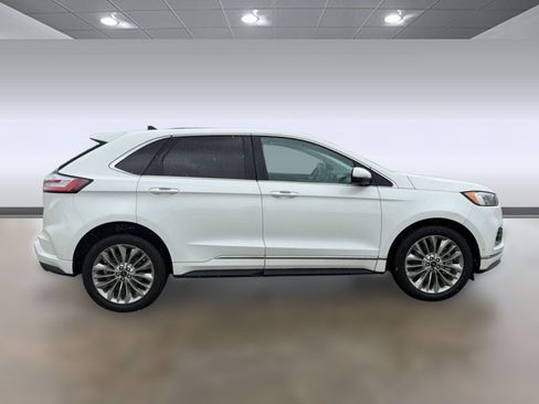 Certified 2021 Ford Edge Titanium w/ Equipment Group 301A FWD image 8