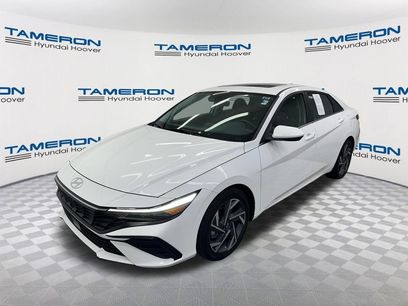 Used 2025 Hyundai Elantra SEL