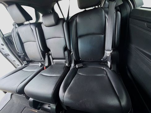 Certified 2024 Honda Odyssey Touring image 24