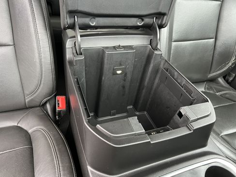 Used 2020 GMC Sierra 1500 SLT image 25