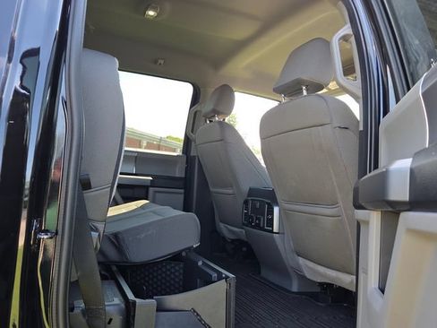 Used 2021 Ford F250 XLT w/ XLT Premium Package AWD/4WD image 15