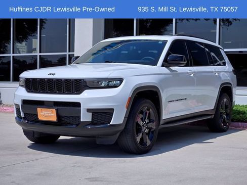 Used 2023 Jeep Grand Cherokee L Laredo RWD image 3