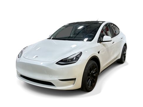 Certified 2023 Tesla Model Y AWD image 14