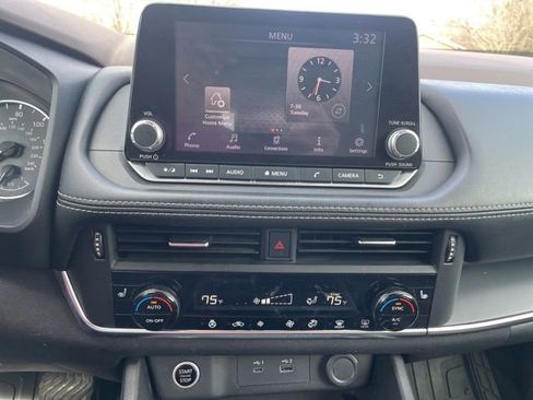 Used 2021 Nissan Rogue S image 23