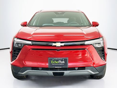 Used 2024 Chevrolet Blazer EV LT image 2