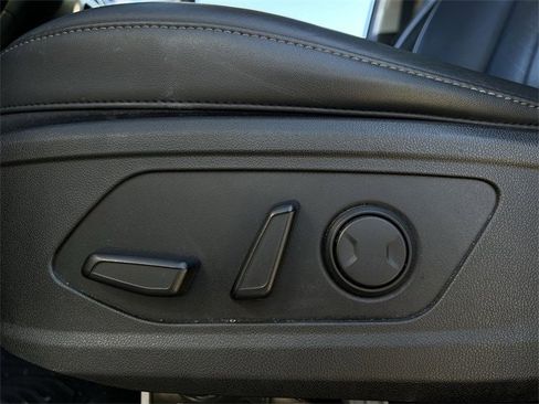 Used 2021 Kia Sorento SX image 28