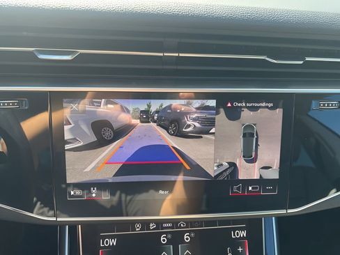 Used 2021 Audi Q8 Premium Plus w/ Premium Plus Package image 38