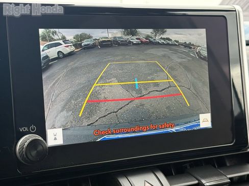 Used 2025 Toyota RAV4 XLE image 21