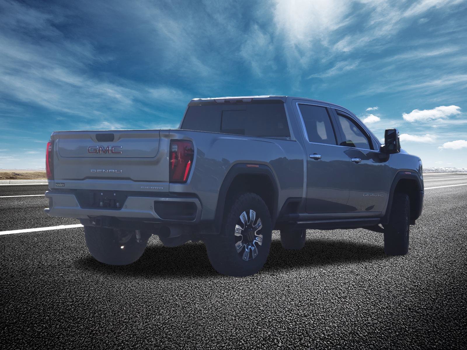 Used 2024 GMC Sierra 2500 Denali w/ Denali Reserve Package AWD/4WD image 23
