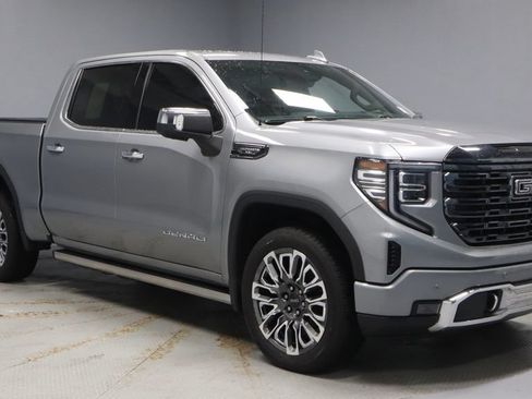 Used 2023 GMC Sierra 1500 Denali Ultimate AWD/4WD image 1