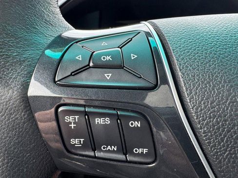 Used 2016 Ford Explorer Limited image 18