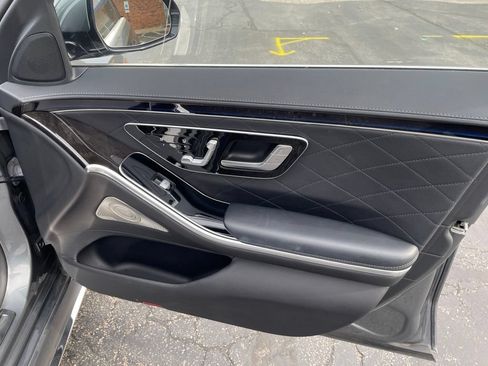 Used 2021 Mercedes-Benz S 580 4MATIC Sedan image 11