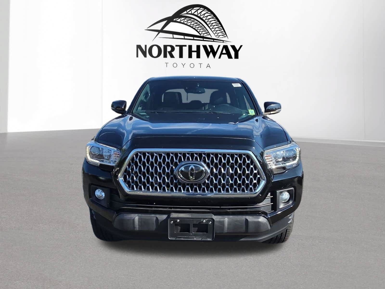 Used 2019 Toyota Tacoma TRD Off-Road w/ TRD Premium Off Road Package AWD/4WD image 9