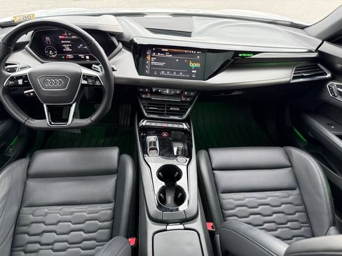 Used 2022 Audi e-tron GT Prestige w/ Prestige Package AWD/4WD image 16