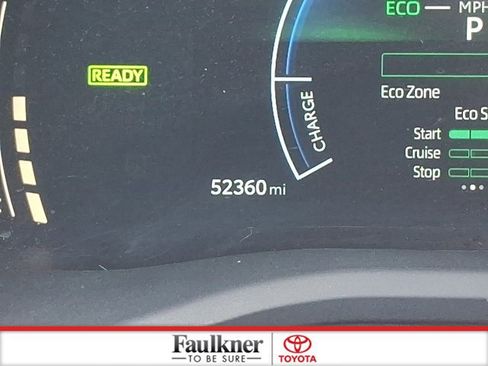 Certified 2025 Toyota Camry SE FWD image 19