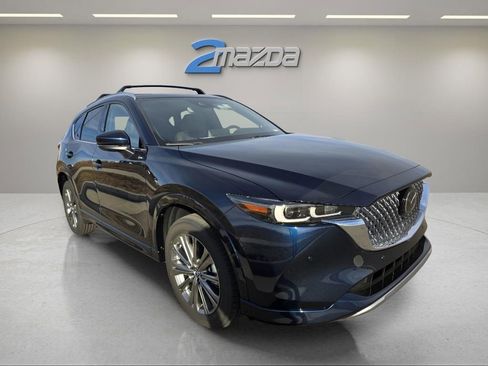 New 2025 MAZDA CX-5 Signature image 7