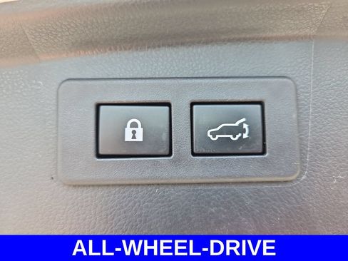 Used 2020 Subaru Outback Premium w/ Popular Package #1 AWD/4WD image 18