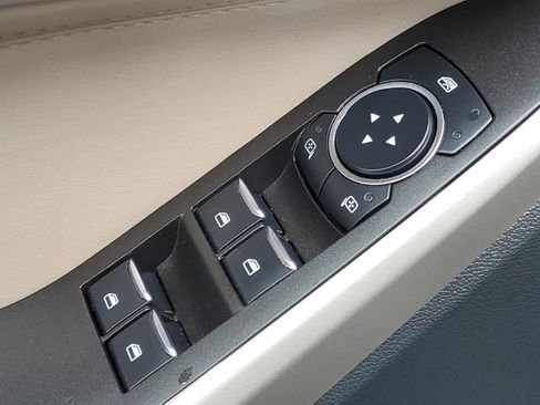 Certified 2024 Ford Explorer XLT w/ Equipment Group 202A image 28