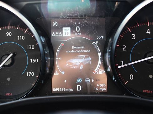 Used 2019 Jaguar F-PACE Premium AWD/4WD image 22