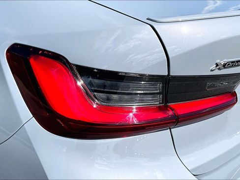 Used 2026 BMW 330i xDrive Sedan AWD/4WD image 29