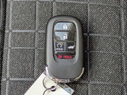 Certified 2024 Honda HR-V Sport image 29