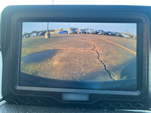 Used 2013 Chevrolet Silverado 1500 LT image 26