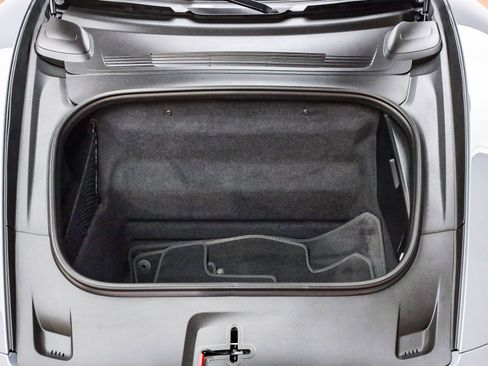 Used 2024 Porsche 911 Carrera 4S image 29