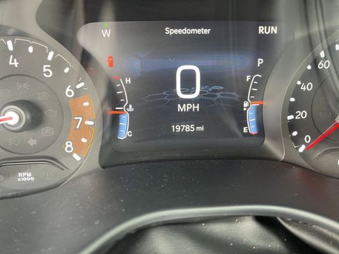 Used 2025 Jeep Compass Trailhawk image 33