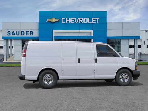 New 2025 Chevrolet Express 2500 image 5