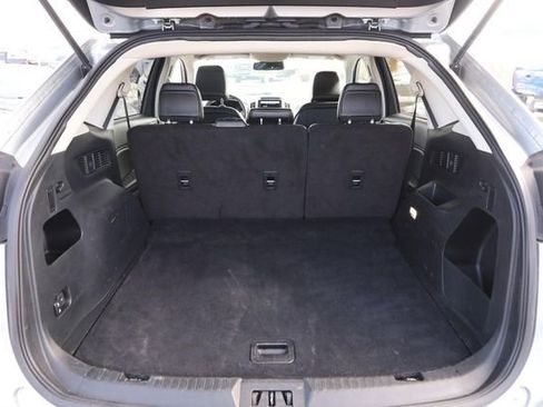 Certified 2024 Ford Edge SEL image 7