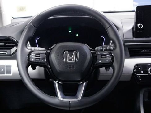 Certified 2025 Honda Pilot EX-L image 17