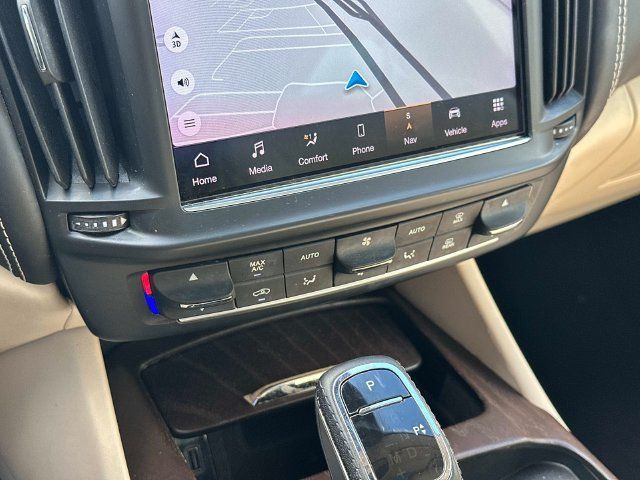 Used 2021 Maserati Levante GranLusso AWD/4WD image 28