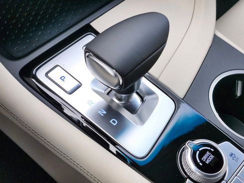 New 2026 Genesis G70 2.5T image 26