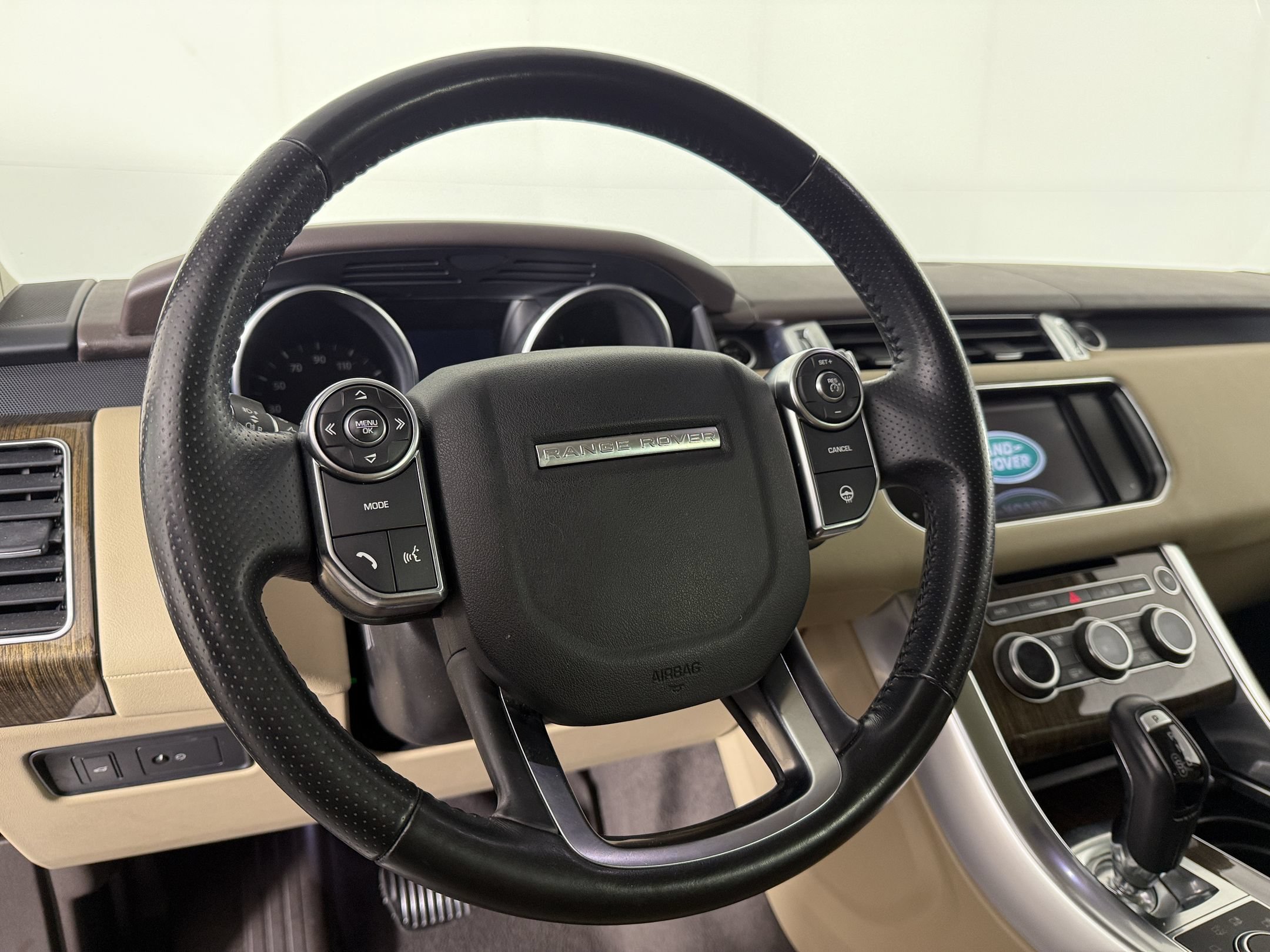Used 2016 Land Rover Range Rover Sport HSE AWD/4WD image 26