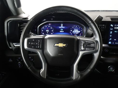 Used 2024 Chevrolet Silverado 1500 LT AWD/4WD image 33