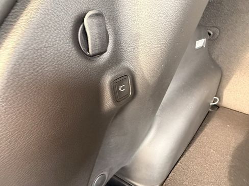 New 2026 Jeep Compass Limited image 8