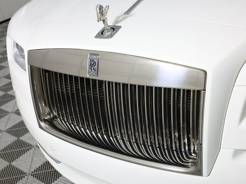 Used 2016 Rolls-Royce Wraith image 45
