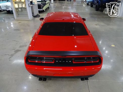 Used 2019 Dodge Challenger SRT Hellcat Redeye image 12