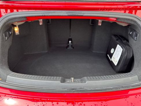 Used 2018 Volkswagen Beetle 2.0T Coast FWD image 13