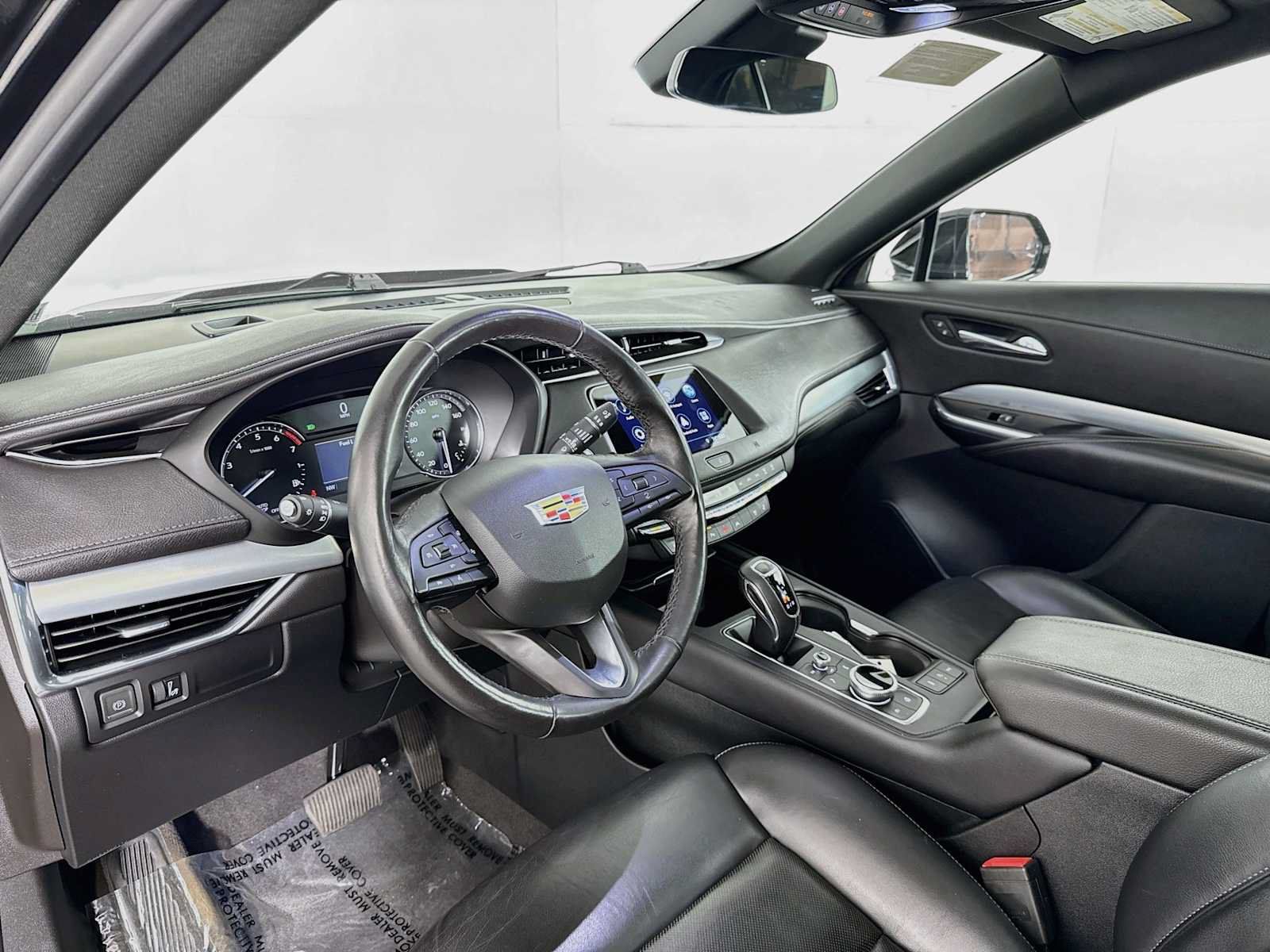 Used 2019 Cadillac XT4 Premium Luxury AWD/4WD image 9