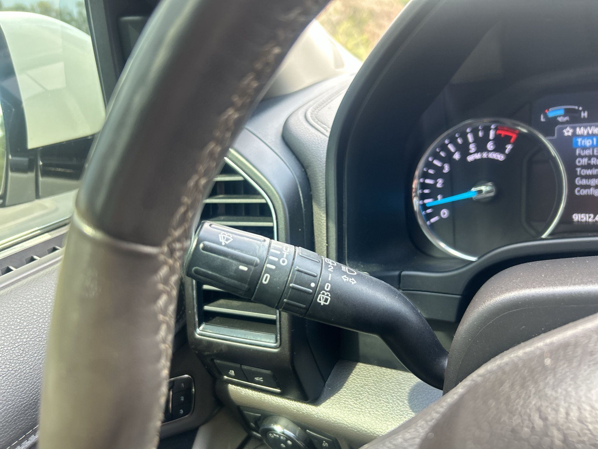 Used 2021 Ford Expedition Limited RWD image 26