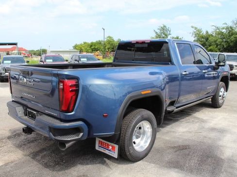 New 2026 GMC Sierra 3500 Denali Ultimate AWD/4WD image 5