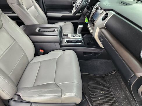 Used 2020 Toyota Tundra SR5 w/ SR5 Leather Package RWD image 16
